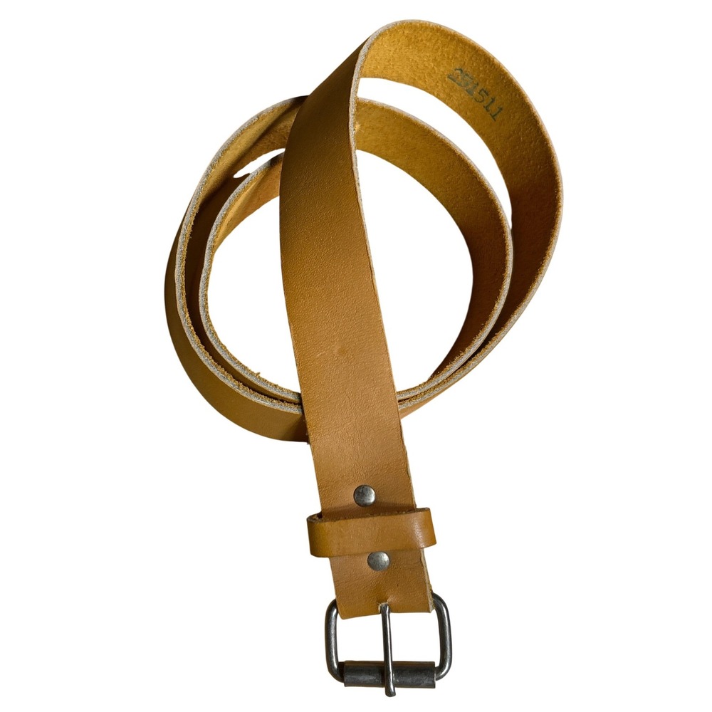 Minimalist Light Tan Silver Roller Buckle Leather Belt Size 8 (27-30)